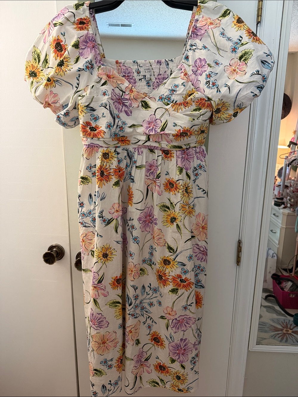 crown & ivy Cream Floral Puff-Sleeve Dress with Pastel Blooms